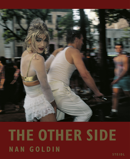 blackbird books | 『The Beautiful Smile -The Hasselblad